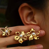 Flower statement øredobber og ring 18K gull