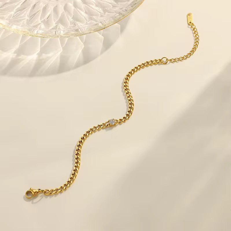 Noelle 18K Gullbelagt Armbånd med hvit zirkon