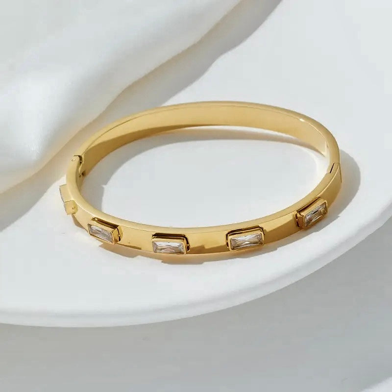 armbånd rustfritt stål med zirkonia