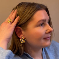 Flower statement øredobber og ring 18K gull
