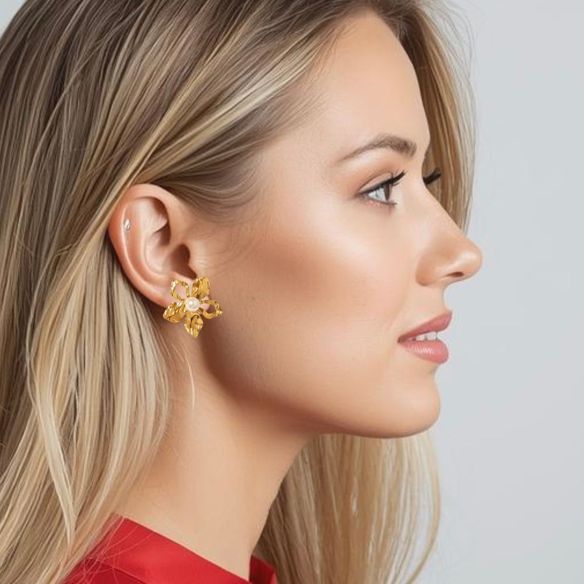 Flower statement øredobber og ring 18K gull