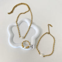 Luna pearl armbånd 18K gull