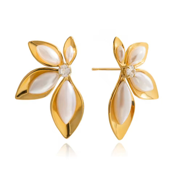 Blomst øredobber i PVD 18K Gullforgylt Stål – Pearl Petal & Golden Bloom
